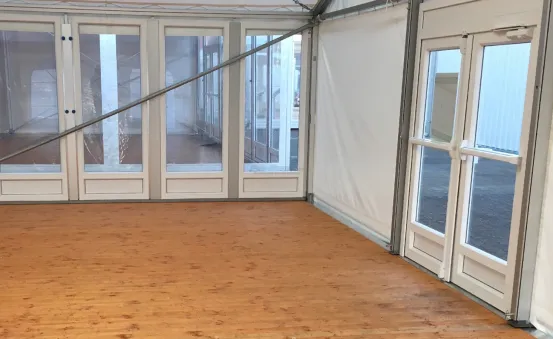 Festzelt 10 x 35 m