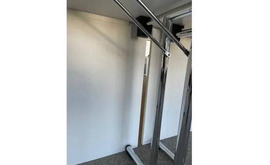 Konferenztisch rechteckig 1,2x 0,8 m mit Blende